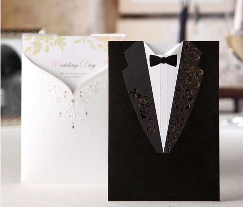 Esküvői meghívó menyasszony és vőlegény ruhában